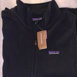 Brand new women’s Patagonia fleece quarter zip up